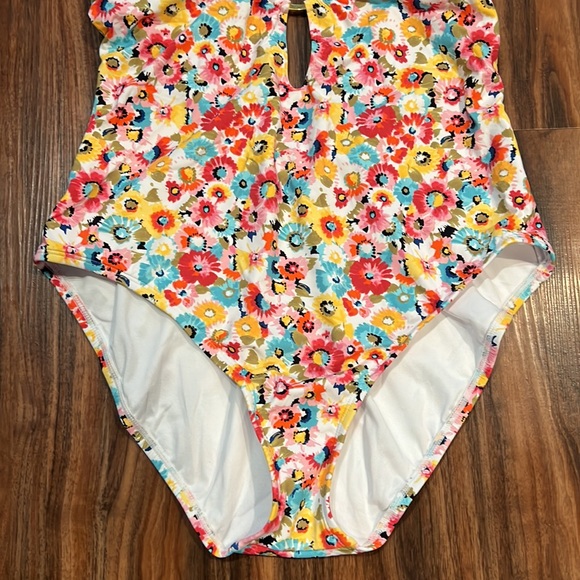 Bleu Rod Beattie Flower Hour Plunge One Piece - Picture 9 of 16